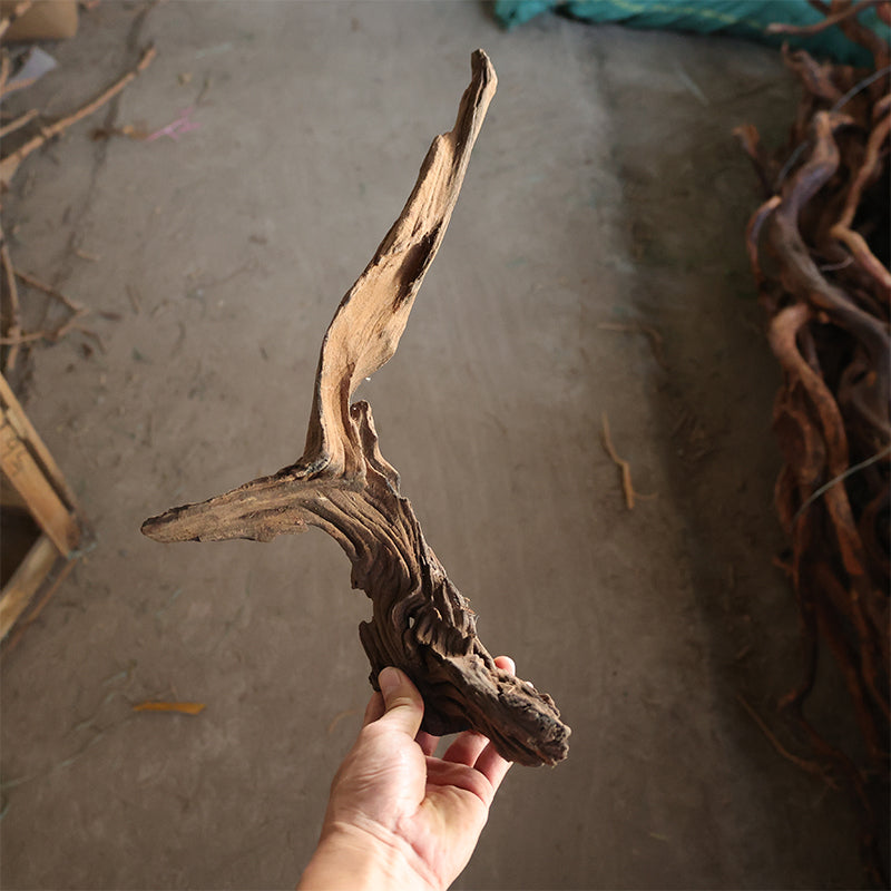Aquarium landscape decoration driftwood Long strip shape Sunken driftwood wholesale